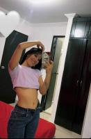 647609080: Chica busca chico en Madrid