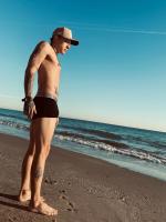 614836400: Chico busca chica en Tarragona