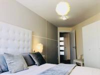 642048229:  en Zaragoza