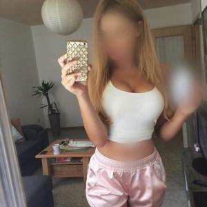 614972837: Chica busca chico en Navarra