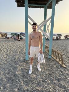 610839318: Chico busca chica en Madrid