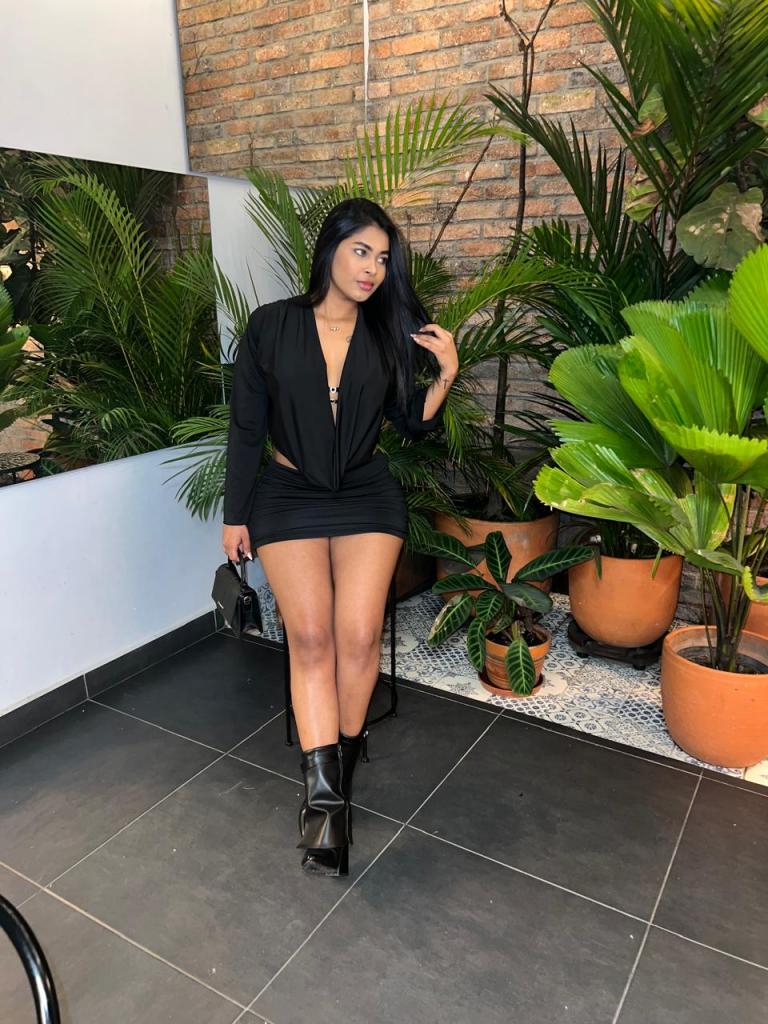 742065378: Chica busca chico en Alicante