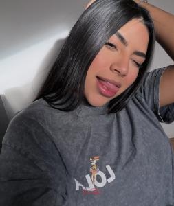 623114130: Chica busca chico en La Coruña