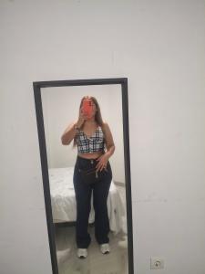 631583053: Chica busca chico en Cádiz