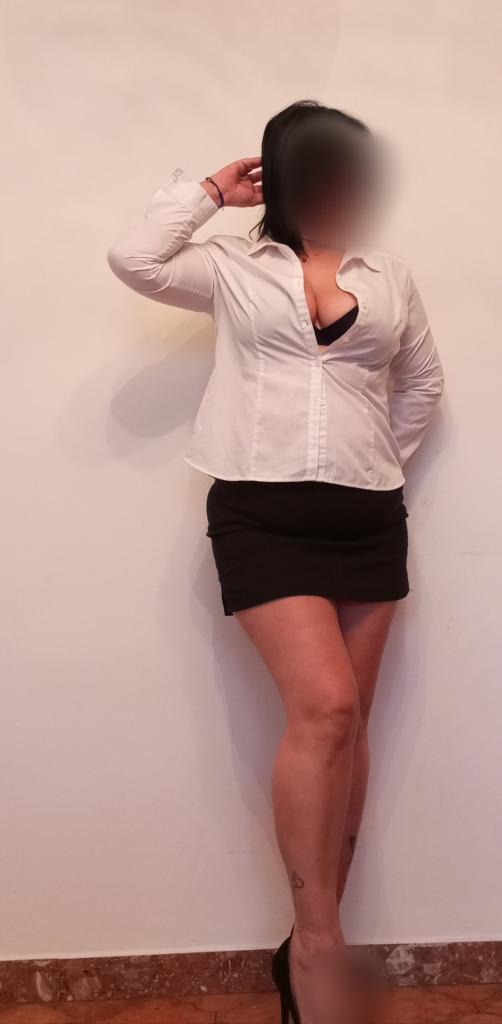 602876046: Chica busca chico en León