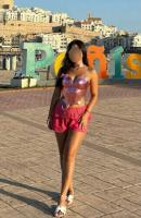 742005976: Chica busca chico en Madrid