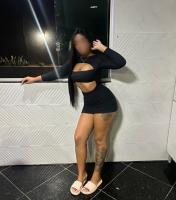 666411872: Chica busca chico en Sevilla