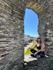 666341599: Chica busca chico en Barcelona