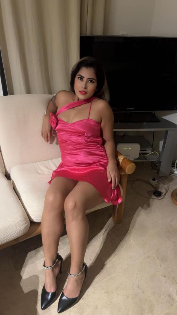 647026795: Chica busca chico en Alicante
