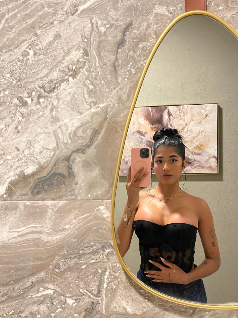 632574568: Chica busca chico en Barcelona