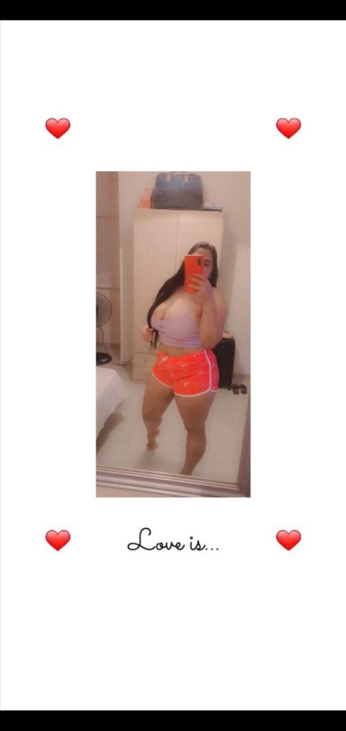 Chica busca chico en Almería: 