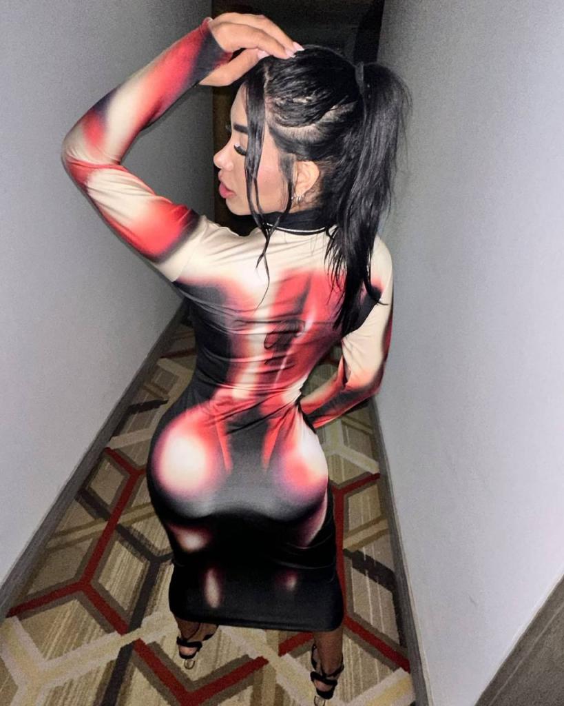 674970493: Chica busca chico en Málaga