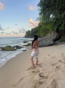 634832178: Chica busca chico en Sevilla