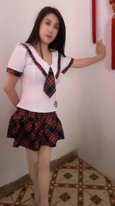 677577366: Chica busca chico en Valencia