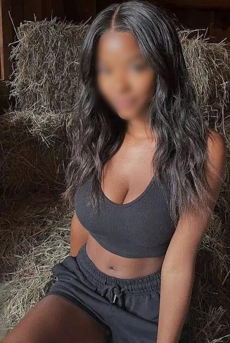 678375155: Chica busca chico en Murcia