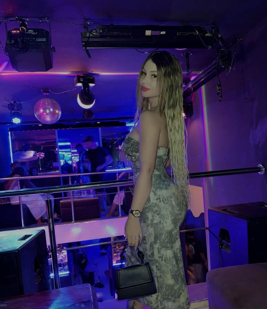 680470722: Chica busca chico en Huelva