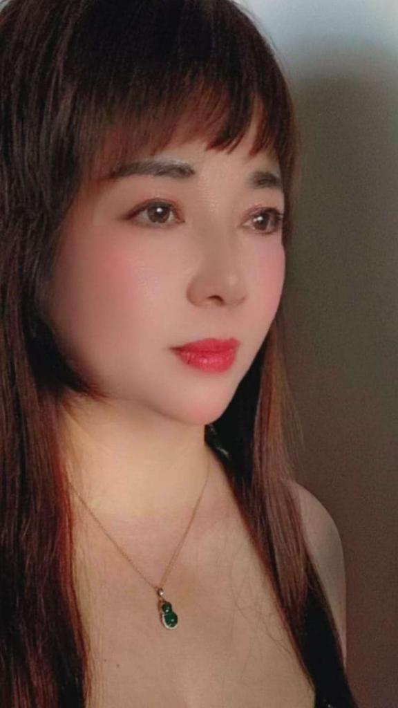 614940045: Chica busca chico en Alicante