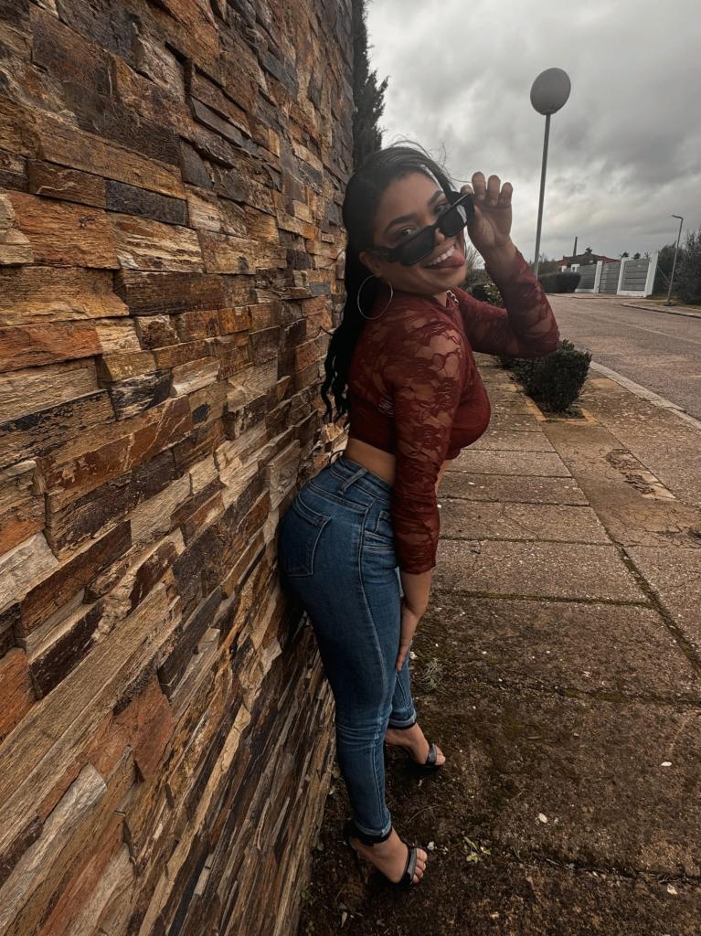 642408392: Chica busca chico en Cáceres