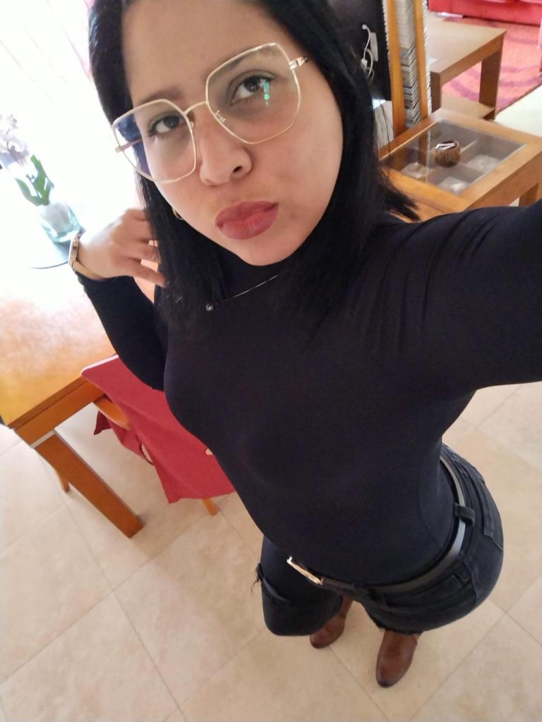 Chica busca chico en Almería: 