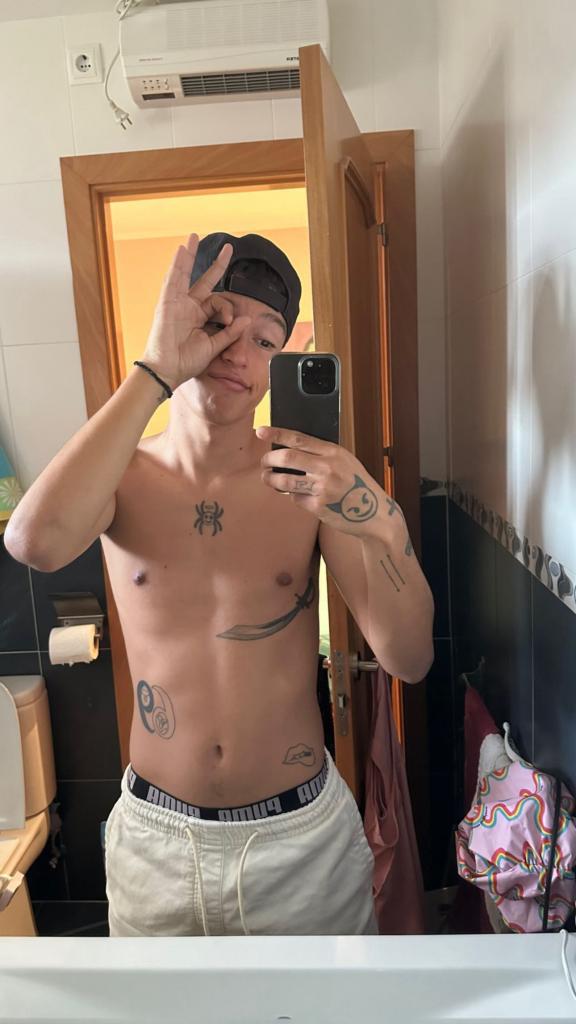 623762448: Chico busca chica en Málaga