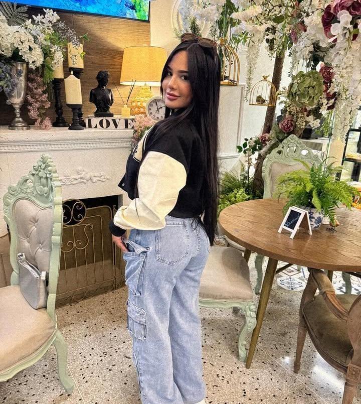 648648945: Chica busca chico en Cantabria