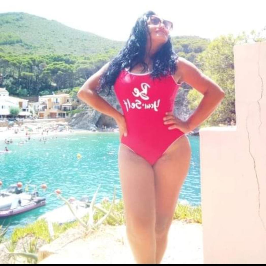 695096398: Travesti en Barcelona