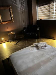 666954109: Chica busca chico en Barcelona