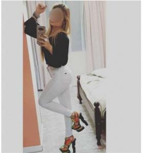 Chica busca chico en La Coruña: 