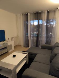 672313013:  en Barcelona