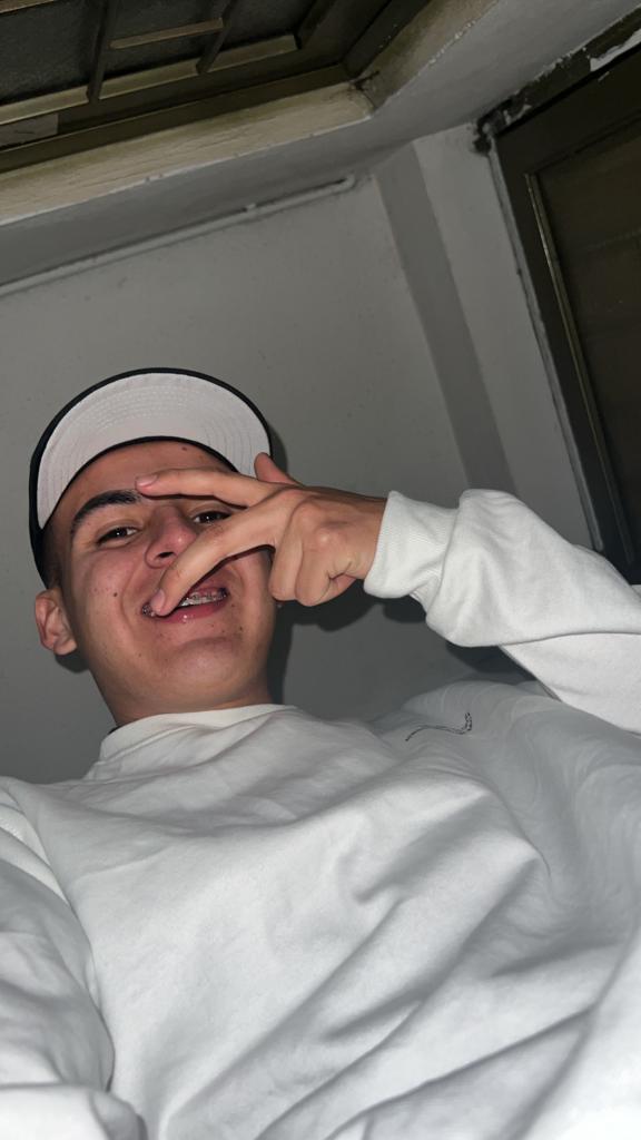 605285794: Chico busca chica en Guadalajara