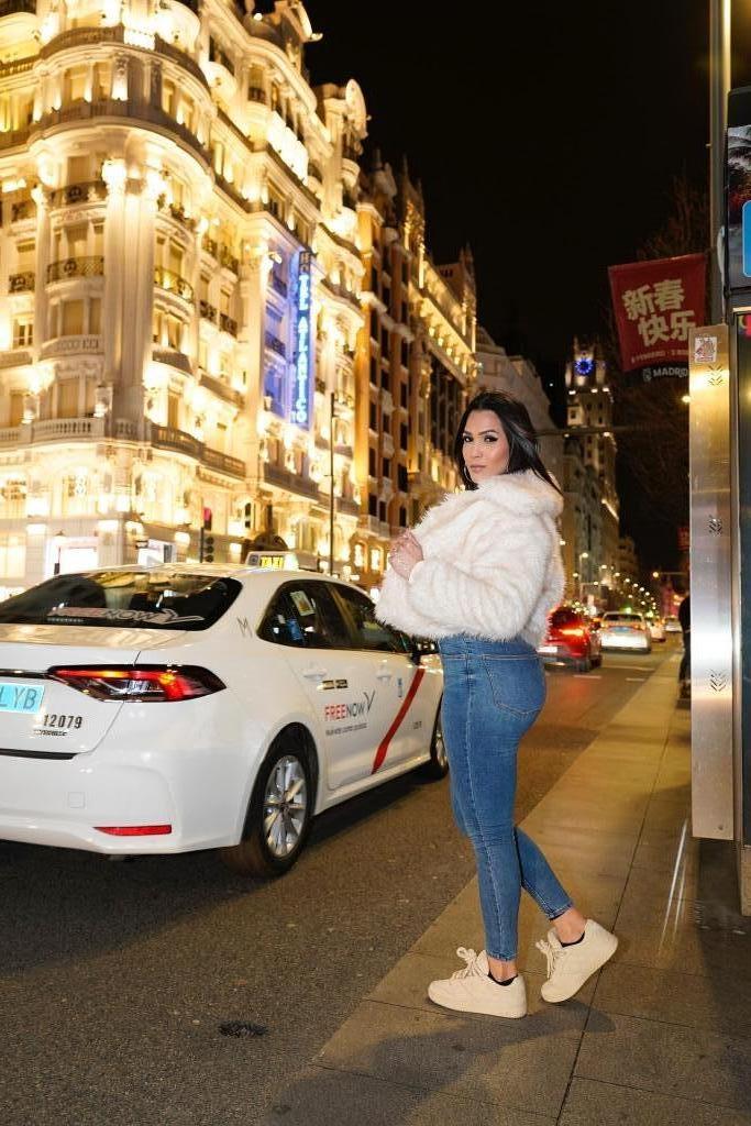 613746299: Transexual en Madrid