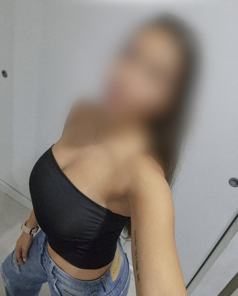 Chica busca chico en Murcia: Chica busca chico