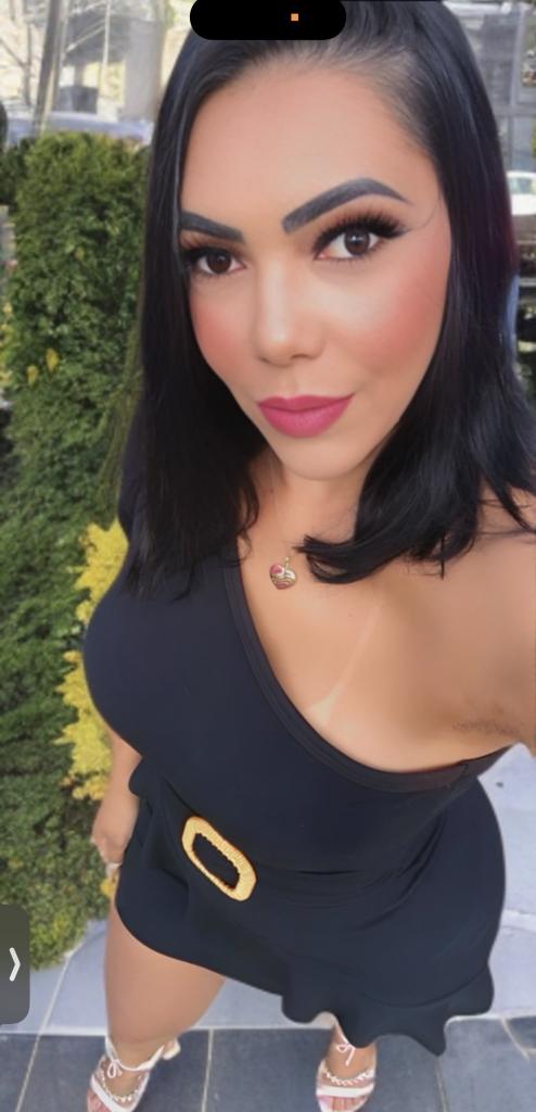 627402349: Chica busca chico en Barcelona