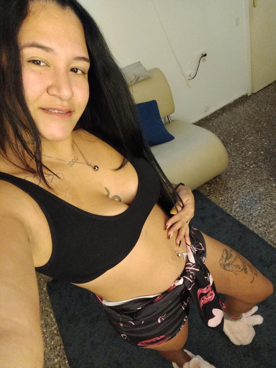 Chica busca chico en Almería: 