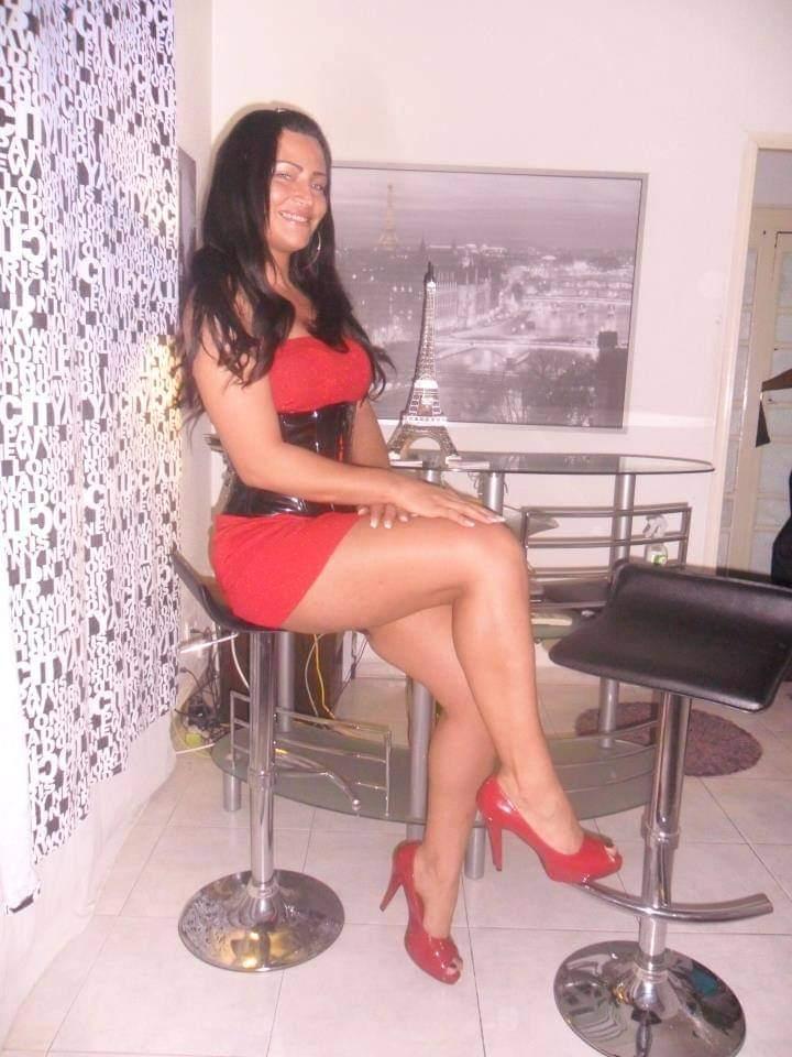 643682877: Transexual en León