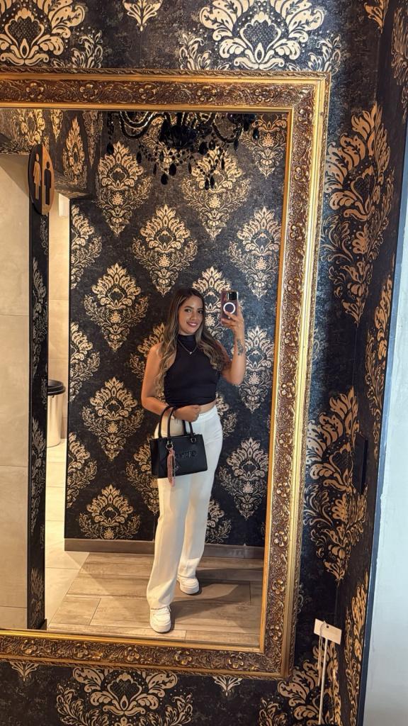 643885316: Chica busca chico en Zaragoza