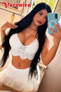 669608091: Chica busca chico en Madrid