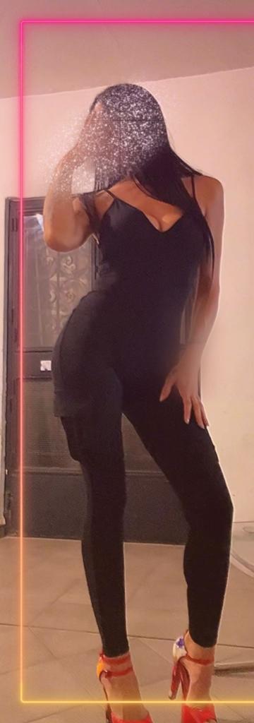 643471815: Chica busca chico en Granada