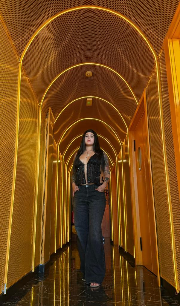 632215669: Chica busca chico en Almería