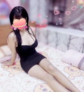 645121552: Chica busca chico en Barcelona