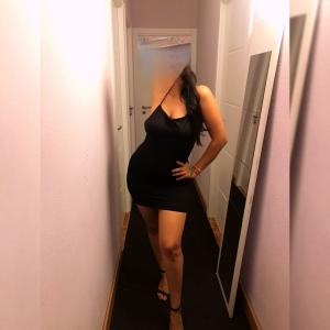 632235989: Chica busca chico en Madrid
