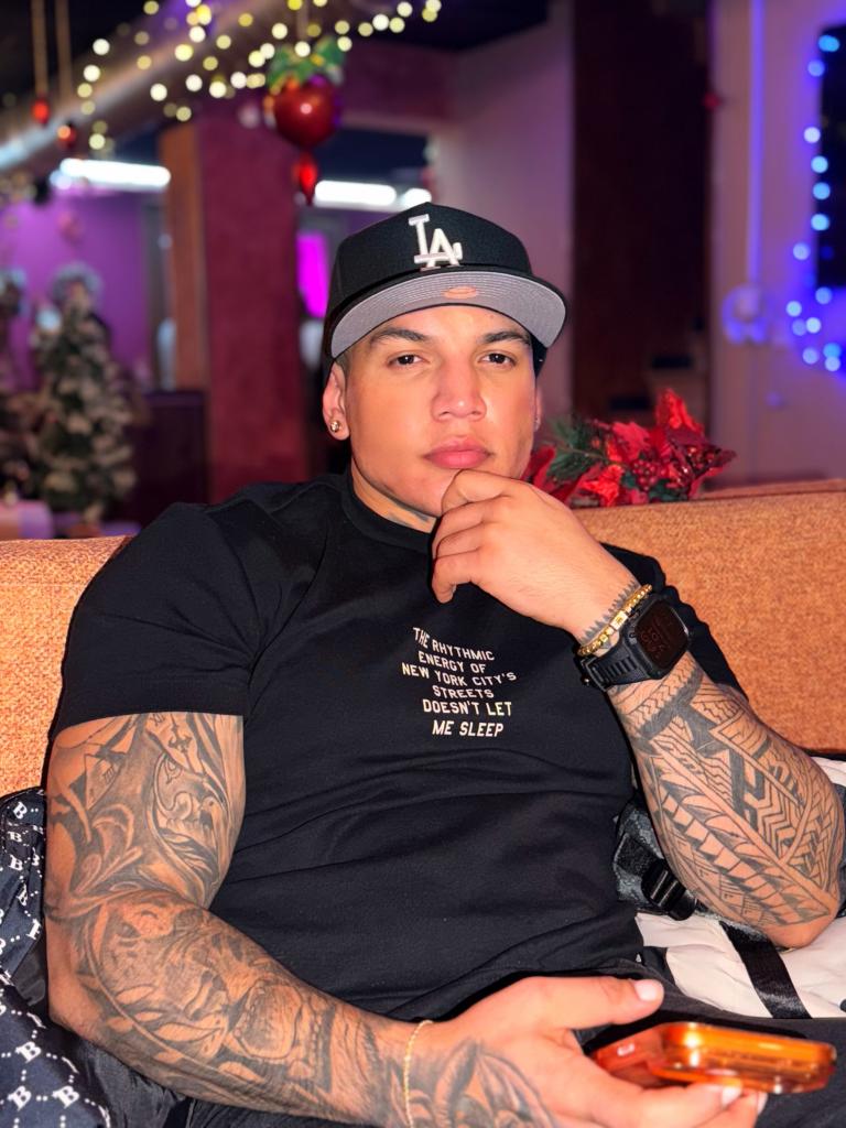 626188945: Chico busca chica en Madrid