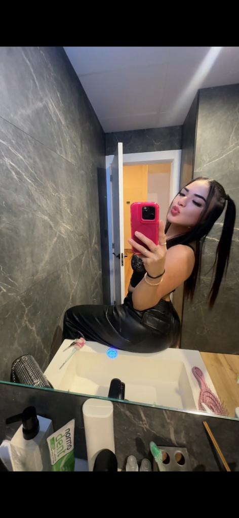 Chica busca chico en Cantabria: 