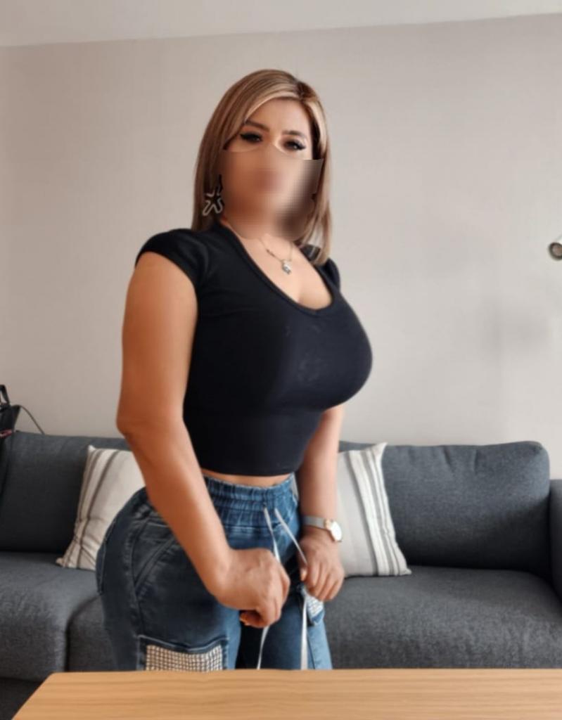 603869633: Chica busca chico en Lérida