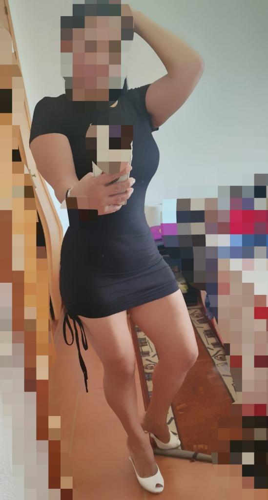 Chica busca chico en Cádiz: 