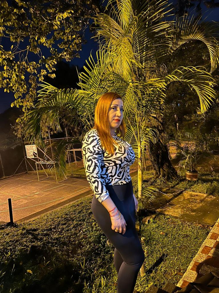 624263445: Chica busca chico en Alicante