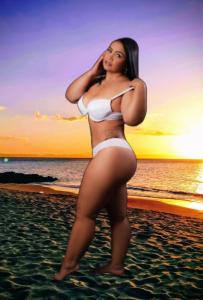 614421305: Chica busca chico en Valencia