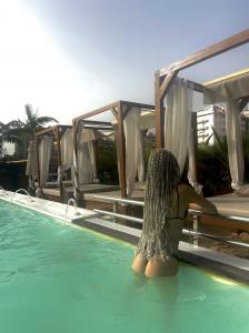 613168149: Chica busca chico en Tenerife