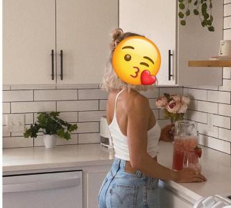 696080761: Chica busca chico en La Coruña