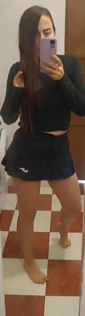 672505541: Chica busca chico en Sevilla